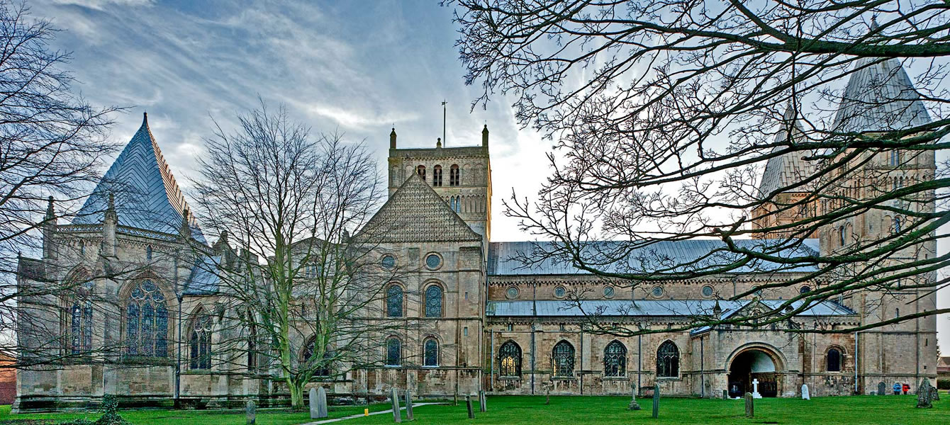 Message from The Dean regarding preparations for reopening of the Minster